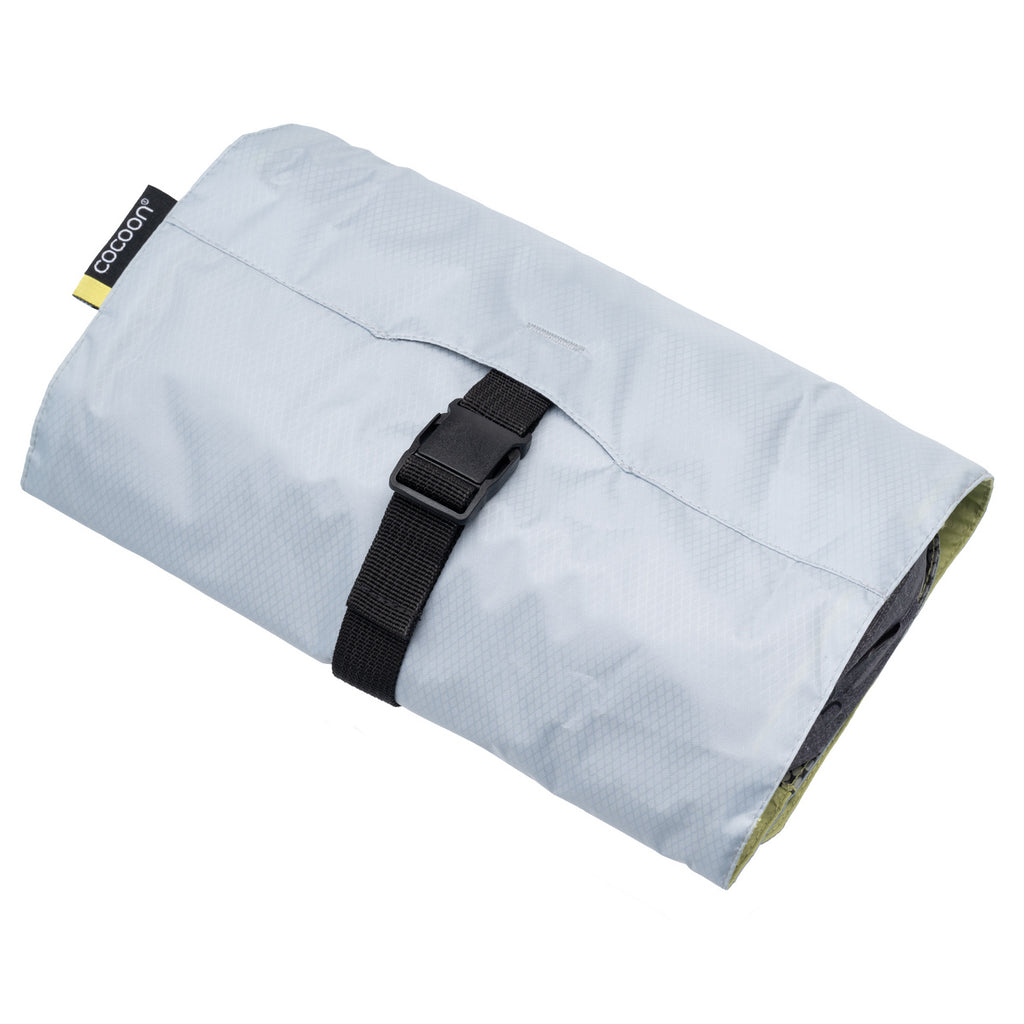 Hanging Toiletry Kit Minimalist Light